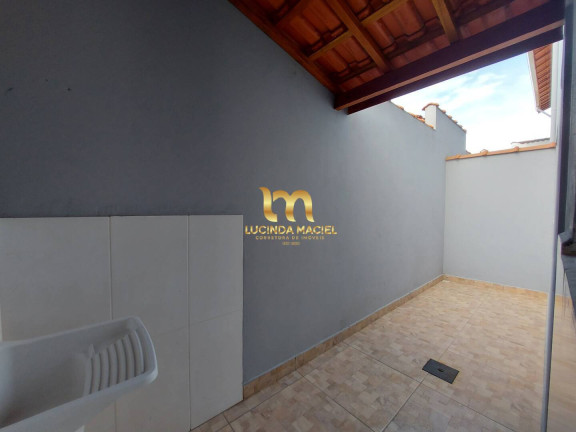 Imagem Casa com 2 Quartos à Venda, 44 m² em Maracanã - Praia Grande Imagem Casa com 2 Quartos à Venda, 44 m² em Maracanã - Praia Grande