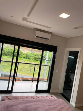 Imagem Sobrado com 3 Quartos à Venda, 120 m² em Rio Pequeno - Camboriú Imagem Sobrado com 3 Quartos à Venda, 120 m² em Rio Pequeno - Camboriú
