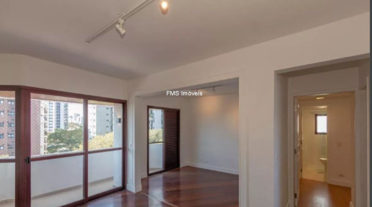 Imagem Imóvel com 4 Quartos à Venda, 125 m² em Campo Belo - São Paulo Imagem Imóvel com 4 Quartos à Venda, 125 m² em Campo Belo - São Paulo