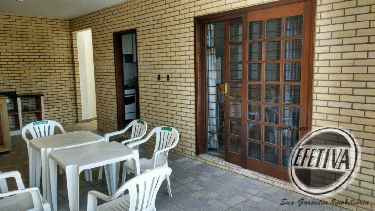 Imagem Casa com 2 Quartos à Venda, 144 m² em Centro - Guaratuba Imagem Casa com 2 Quartos à Venda, 144 m² em Centro - Guaratuba