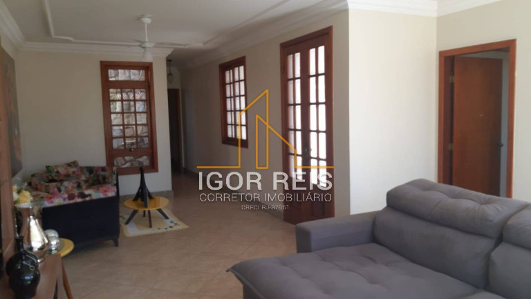 Imagem Casa com 3 Quartos à Venda, 378 m² em Jardim Flamboyant - Campos Dos Goytacazes Imagem Casa com 3 Quartos à Venda, 378 m² em Jardim Flamboyant - Campos Dos Goytacazes