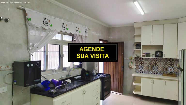 Imagem Casa com 3 Quartos à Venda, 200 m² em Cidade Dutra - São Paulo