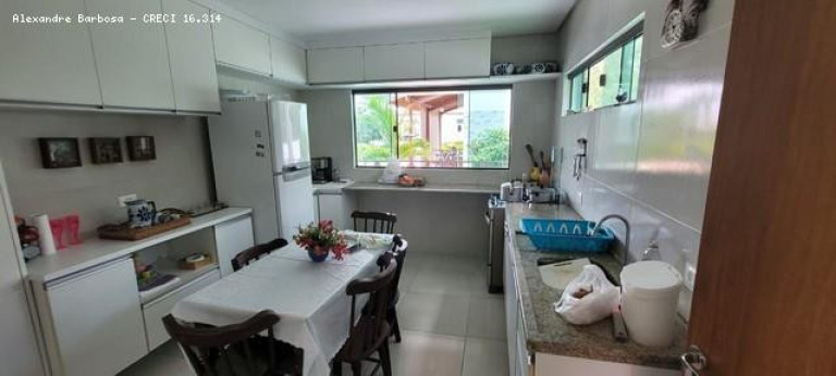Imagem Casa com 4 Quartos à Venda, 200 m² em Novo Gravatá - Gravatá Imagem Casa com 4 Quartos à Venda, 200 m² em Novo Gravatá - Gravatá