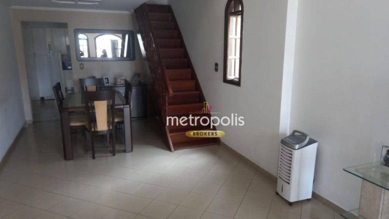 Sobrado com 2 Quartos à Venda, 233 m² em Santa Maria - São Caetano Do Sul