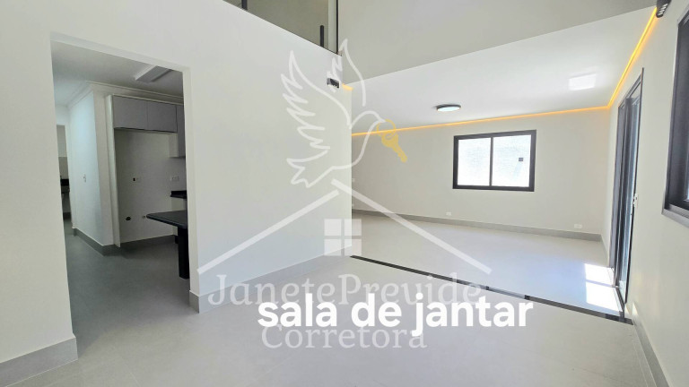 Imagem Casa de Condomínio com 4 Quartos à Venda, 257 m² em Alphaville - Santana De Parnaíba Imagem Casa de Condomínio com 4 Quartos à Venda, 257 m² em Alphaville - Santana De Parnaíba