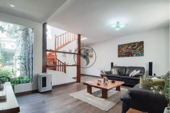 Sobrado com 3 Quartos à Venda, 240 m² em Santana - São Paulo