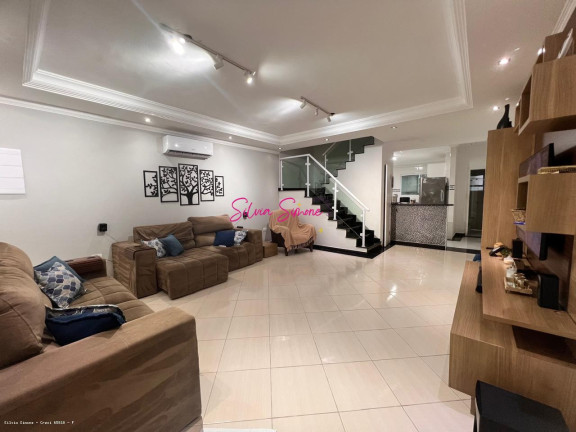 Imagem Sobrado com 3 Quartos à Venda, 121 m² em Caiçara - Praia Grande Imagem Sobrado com 3 Quartos à Venda, 121 m² em Caiçara - Praia Grande