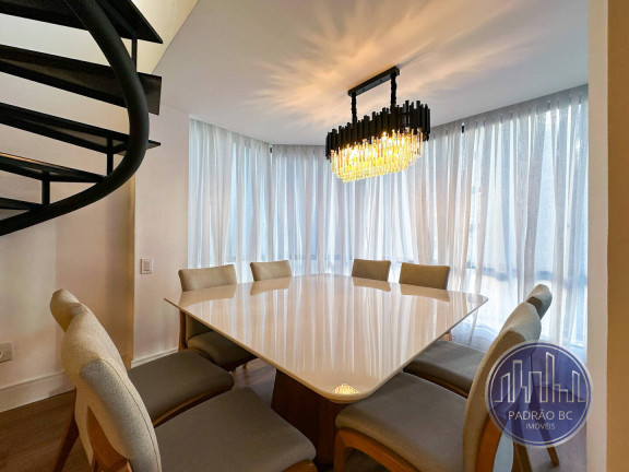 Imagem Apartamento com 3 Quartos à Venda, 199 m² em Centro - Balneário Camboriú Imagem Apartamento com 3 Quartos à Venda, 199 m² em Centro - Balneário Camboriú