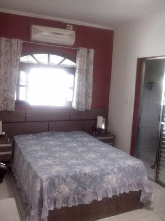 Imagem Casa com 2 Quartos à Venda, 160 m² em Jardim Da Granja - São José Dos Campos Imagem Casa com 2 Quartos à Venda, 160 m² em Jardim Da Granja - São José Dos Campos