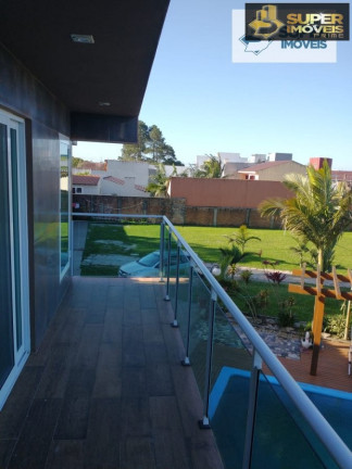 Imagem Casa com 4 Quartos à Venda, 2.000 m² em Laranjal - Pelotas