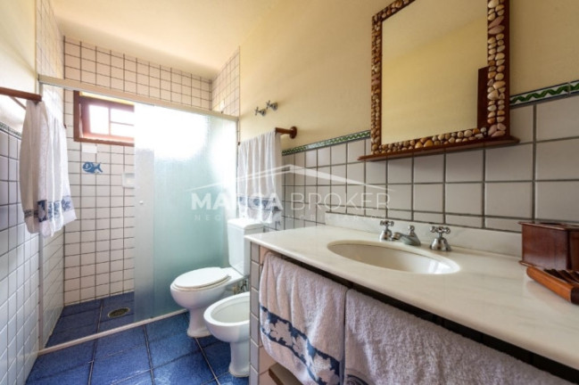 Imagem Sobrado com 5 Quartos à Venda, 1.680 m² em Guaecá - São Sebastião Imagem Sobrado com 5 Quartos à Venda, 1.680 m² em Guaecá - São Sebastião