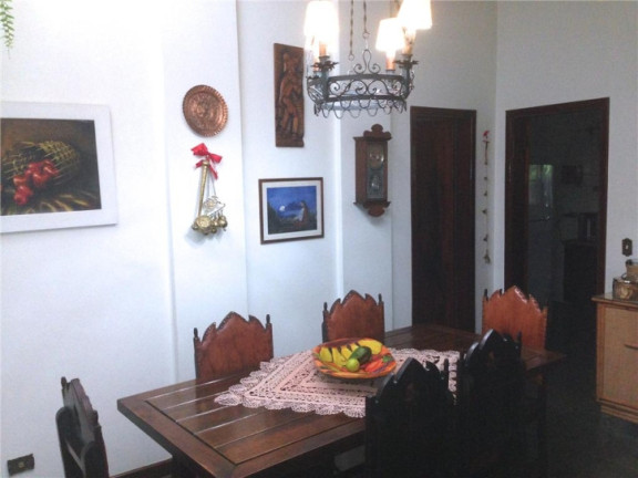 Imagem Casa com 4 Quartos à Venda, 800 m² em Vila Real Moinho Velho - Embu Das Artes Imagem Casa com 4 Quartos à Venda, 800 m² em Vila Real Moinho Velho - Embu Das Artes