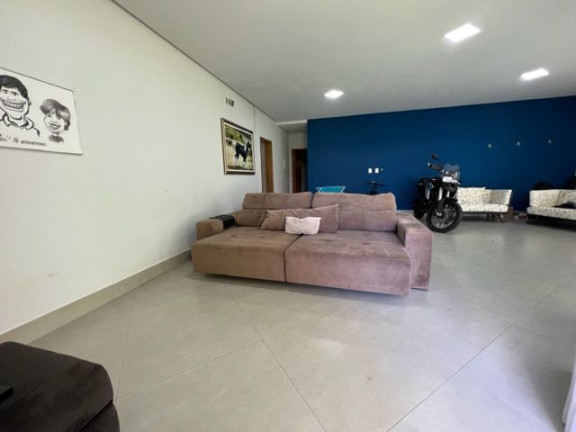 Imagem Chácara com 3 Quartos à Venda, 208 m² em Condomínio De Chácaras Countryville - Hidrolândia Imagem Chácara com 3 Quartos à Venda, 208 m² em Condomínio De Chácaras Countryville - Hidrolândia