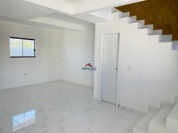 Imagem Sobrado com 2 Quartos à Venda, 100 m² em São João Do Rio Vermelho - Florianópolis