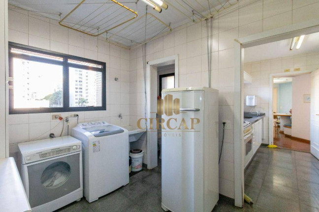 Imagem Apartamento com 3 Quartos à Venda, 256 m² em Aclimação - São Paulo