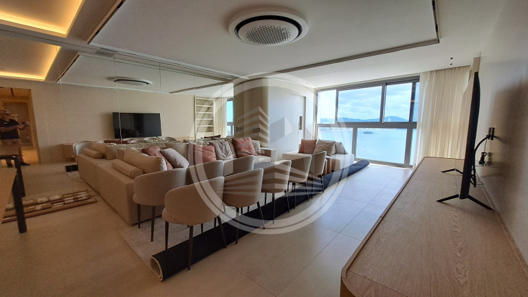 Imagem Apartamento com 4 Quartos à Venda, 230 m² em Centro - Balneário Camboriú Imagem Apartamento com 4 Quartos à Venda, 230 m² em Centro - Balneário Camboriú