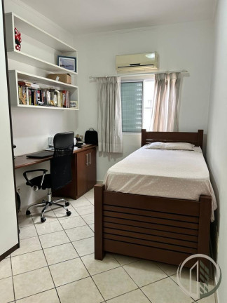 Imagem Casa com 3 Quartos à Venda, 130 m² em Estuário - Santos