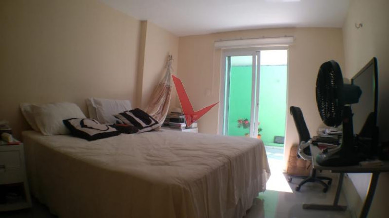 Imagem Casa com 4 Quartos à Venda, 235 m² em Cidade Dos Funcionários - Fortaleza Imagem Casa com 4 Quartos à Venda, 235 m² em Cidade Dos Funcionários - Fortaleza