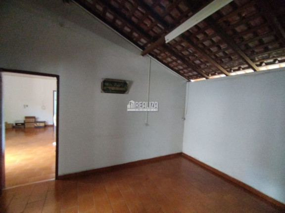 Imagem Casa com 4 Quartos à Venda, 350 m² em São Benedito - Uberaba Imagem Casa com 4 Quartos à Venda, 350 m² em São Benedito - Uberaba