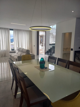 Imagem Casa com 3 Quartos à Venda, 283 m² em Cezar De Souza - Mogi Das Cruzes Imagem Casa com 3 Quartos à Venda, 283 m² em Cezar De Souza - Mogi Das Cruzes