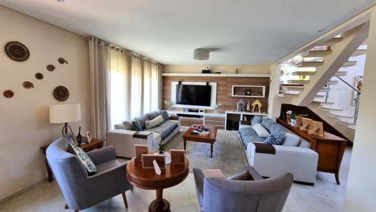 Imagem Casa com 4 Quartos à Venda, 380 m² em Parque Das Artes - Embu Das Artes Imagem Casa com 4 Quartos à Venda, 380 m² em Parque Das Artes - Embu Das Artes
