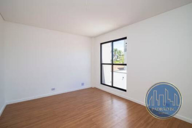 Imagem Casa à Venda, 147 m² em Lindóia - Curitiba Imagem Casa à Venda, 147 m² em Lindóia - Curitiba