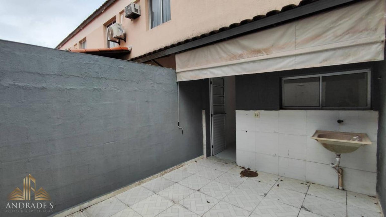 Imagem Casa de Condomínio com 2 Quartos à Venda, 65 m² em Guaratiba - Rio De Janeiro