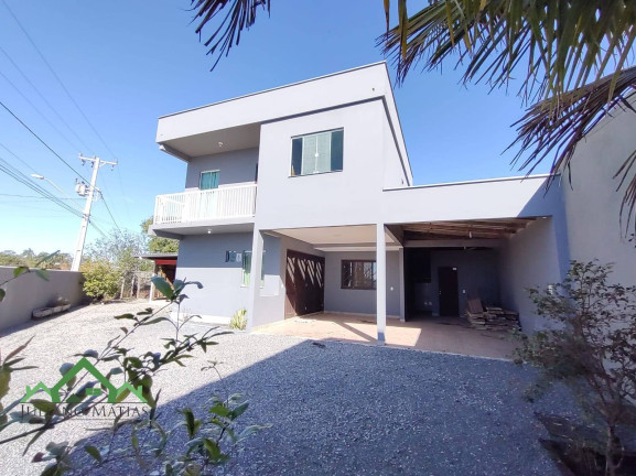 Imagem Sobrado com 3 Quartos à Venda, 160 m² em Costeira - Balneário Barra Do Sul Imagem Sobrado com 3 Quartos à Venda, 160 m² em Costeira - Balneário Barra Do Sul
