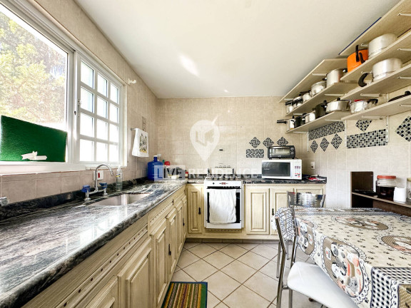 Imagem Casa com 3 Quartos à Venda, 254 m² em Capela Do Barreiro - Itatiba Imagem Casa com 3 Quartos à Venda, 254 m² em Capela Do Barreiro - Itatiba