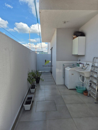 Imagem Casa de Condomínio com 3 Quartos à Venda, 167 m²