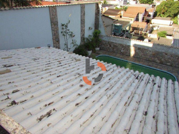 Imagem Casa com 4 Quartos à Venda, 390 m² em Califórnia - Nova Iguaçu