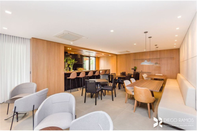 Imagem Apartamento com 3 Quartos à Venda, 162 m² em Higienópolis - Porto Alegre Imagem Apartamento com 3 Quartos à Venda, 162 m² em Higienópolis - Porto Alegre