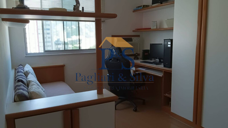 Imagem Apartamento com 4 Quartos à Venda, 150 m² em Grajaú - Rio De Janeiro Imagem Apartamento com 4 Quartos à Venda, 150 m² em Grajaú - Rio De Janeiro