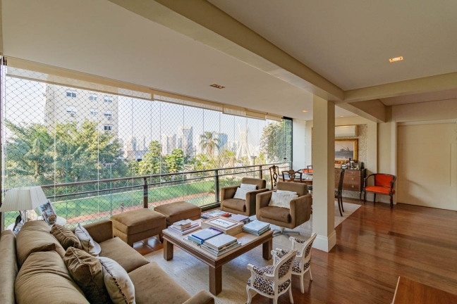 Imagem Apartamento com 4 Quartos à Venda, 262 m² em Real Parque - São Paulo Imagem Apartamento com 4 Quartos à Venda, 262 m² em Real Parque - São Paulo