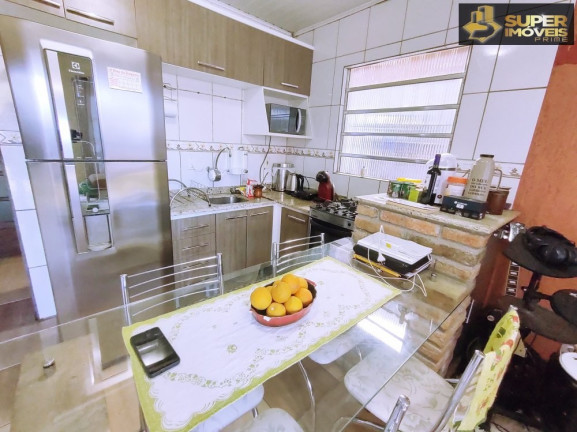 Imagem Casa com 2 Quartos à Venda, 240 m² em Três Vendas - Pelotas Imagem Casa com 2 Quartos à Venda, 240 m² em Três Vendas - Pelotas