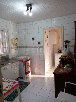 Imagem Sobrado com 4 Quartos à Venda, 200 m² em Centro - Balneário Camboriú Imagem Sobrado com 4 Quartos à Venda, 200 m² em Centro - Balneário Camboriú