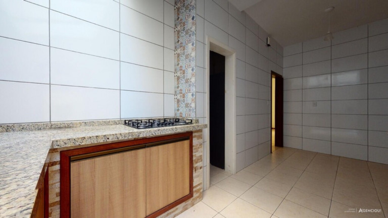 Imagem Imóvel com 2 Quartos à Venda, 64 m² em Menino Deus - Porto Alegre Imagem Imóvel com 2 Quartos à Venda, 64 m² em Menino Deus - Porto Alegre