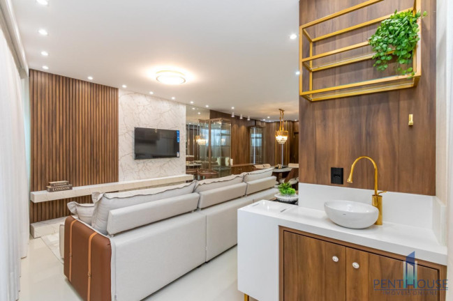 Imagem Apartamento com 3 Quartos à Venda, 130 m² em Centro - Balneário Camboriú