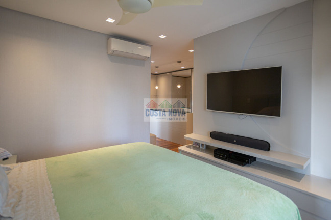 Imagem Apartamento com 3 Quartos à Venda, 244 m² Imagem Apartamento com 3 Quartos à Venda, 244 m²
