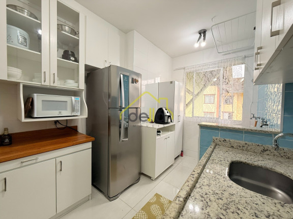 Imagem Imóvel com 3 Quartos à Venda, 64 m² em América - Joinville Imagem Imóvel com 3 Quartos à Venda, 64 m² em América - Joinville