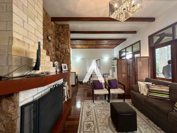 Imagem Casa com 4 Quartos à Venda, 177 m² em Granja Guarani - Teresópolis Imagem Casa com 4 Quartos à Venda, 177 m² em Granja Guarani - Teresópolis