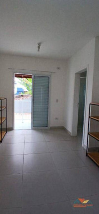 Imagem Casa com 2 Quartos para Alugar,  em Massaguaçu - Caraguatatuba