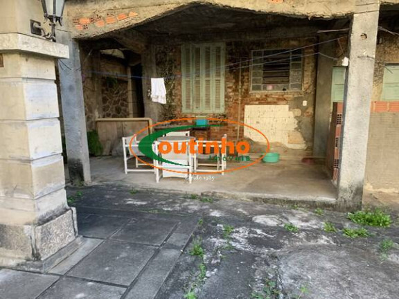 Imagem Casa com 6 Quartos à Venda, 480 m² em Tijuca - Rio De Janeiro Imagem Casa com 6 Quartos à Venda, 480 m² em Tijuca - Rio De Janeiro