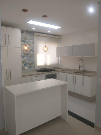 Imagem Sobrado com 2 Quartos à Venda, 118 m² em Vila Ema - São Paulo