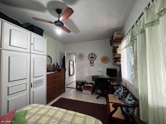 Imagem Casa com 1 Quarto à Venda, 315 m² em Ponte Dos Leites - Araruama