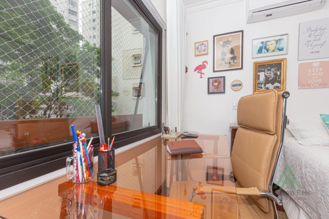 Imagem Apartamento com 3 Quartos à Venda, 184 m² em Aclimação - São Paulo Imagem Apartamento com 3 Quartos à Venda, 184 m² em Aclimação - São Paulo