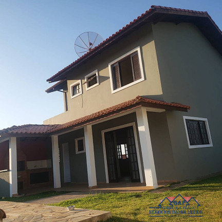 Imagem Casa de Condomínio com 3 Quartos à Venda, 452 m² em Porangaba