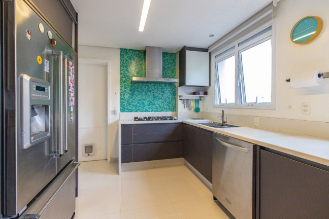 Imagem Imóvel com 3 Quartos à Venda, 201 m² em Itaim Bibi - São Paulo Imagem Imóvel com 3 Quartos à Venda, 201 m² em Itaim Bibi - São Paulo