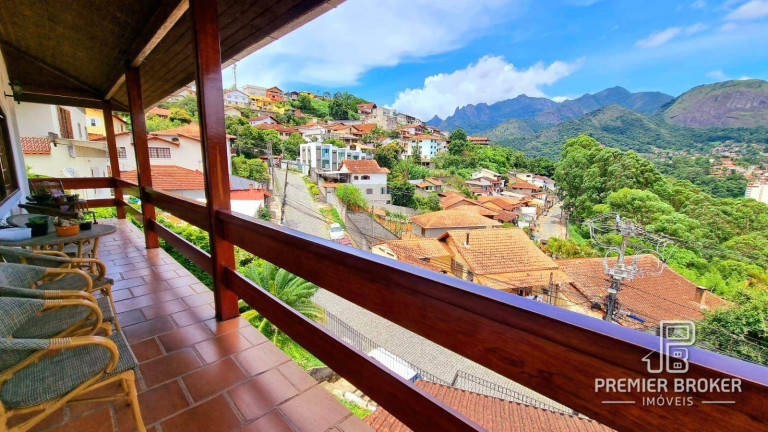 Imagem Casa com 4 Quartos à Venda, 167 m² em Fazendinha - Teresópolis Imagem Casa com 4 Quartos à Venda, 167 m² em Fazendinha - Teresópolis