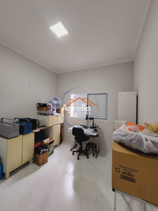Imagem Casa com 3 Quartos à Venda, 116 m² em Jardim Califórnia - Mogi Mirim Imagem Casa com 3 Quartos à Venda, 116 m² em Jardim Califórnia - Mogi Mirim